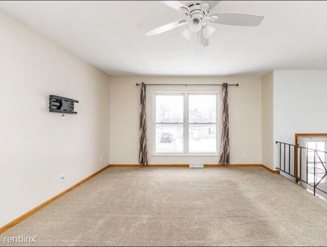 Building Photo - 3 br, 1.5 bath House - 6500 N Randwick Rd