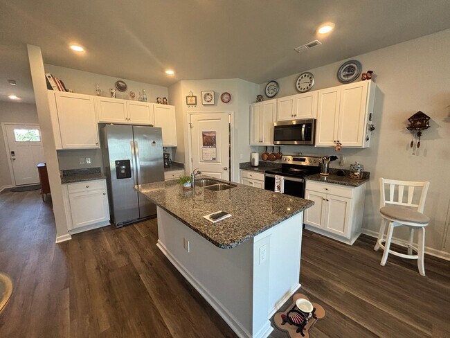 Foto del edificio - 4266 Coralbead Ln