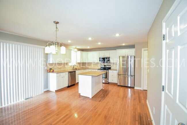 Foto del edificio - 3 Bedroom Home in West Des Moines