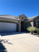 Building Photo - 11449 Parkersburg Ave