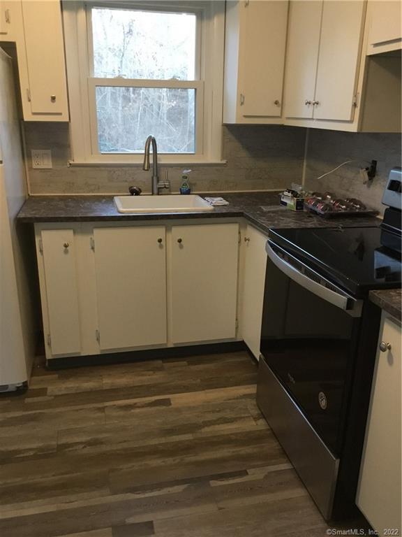 Building Photo - 69 York St