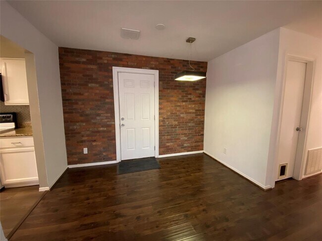 Building Photo - 1201 Bering Dr