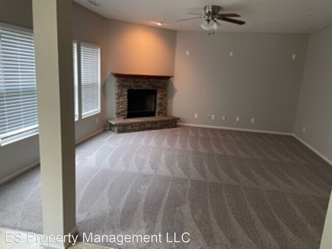 Building Photo - 4 br, 3 bath House - 12409 Croquet Way