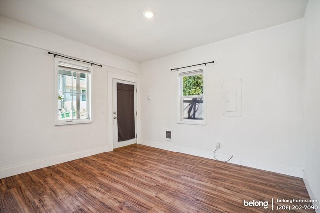 Building Photo - 1619 S Lane St