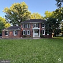Building Photo - 3502 Holly Rd