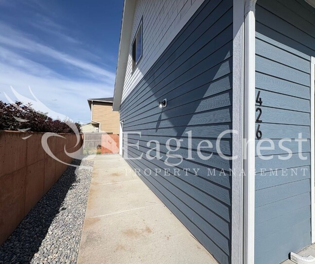 Building Photo - ANKENY