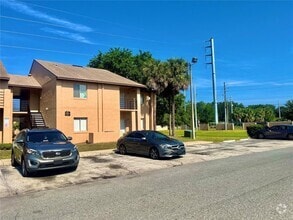 Building Photo - 5208 Via Hacienda Cir