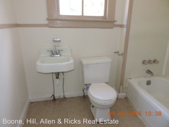 Foto del edificio - 3 br, 1 bath House - 1221 Cokey Road