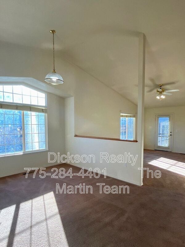 Building Photo - 2275 Albatross Way