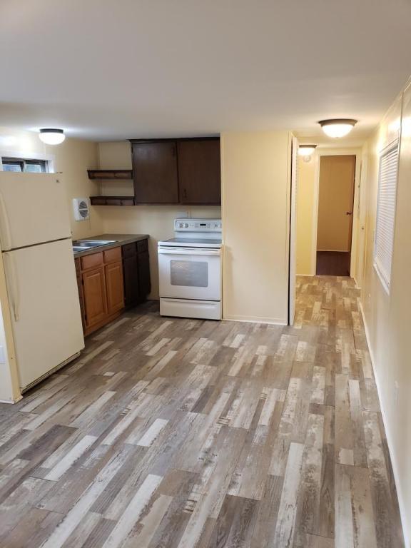 Foto del edificio - 245 Weaverville Hwy