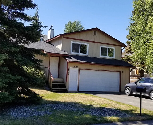 Building Photo - 2630 Klamath Dr