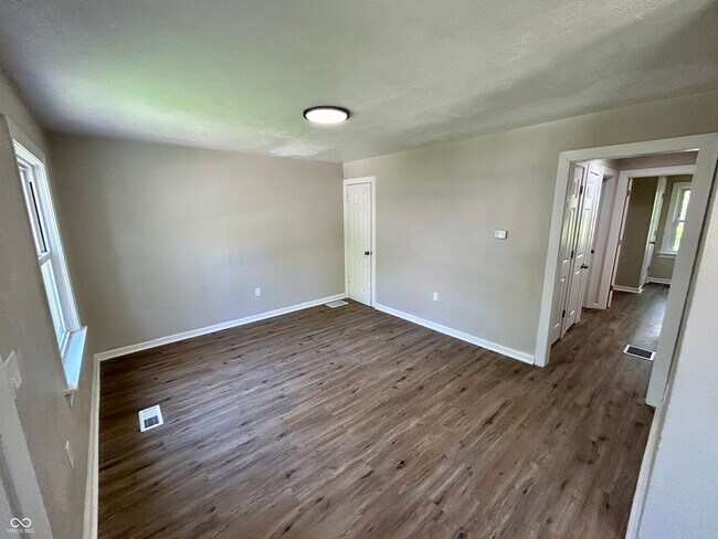 Foto del edificio - 4306 Norwaldo Ave