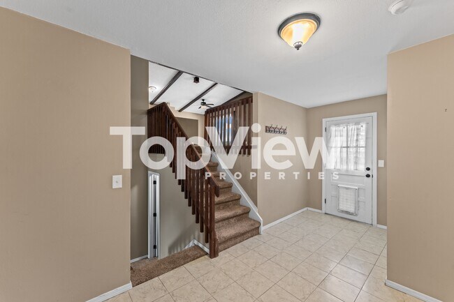 Foto del edificio - 3575 Brushwood Ln