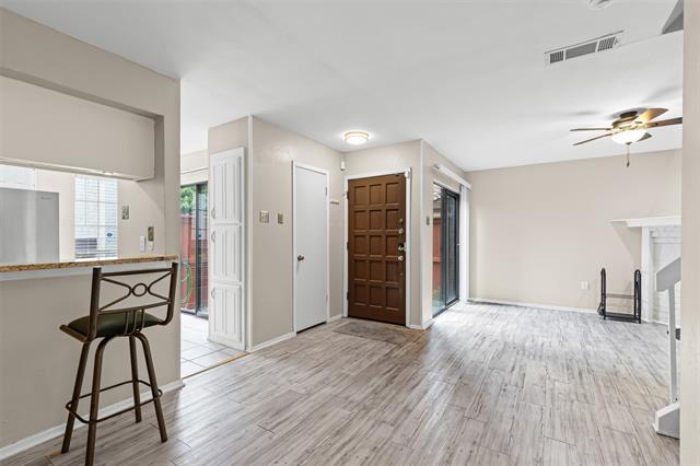 Foto del edificio - 5626 Preston Oaks Rd