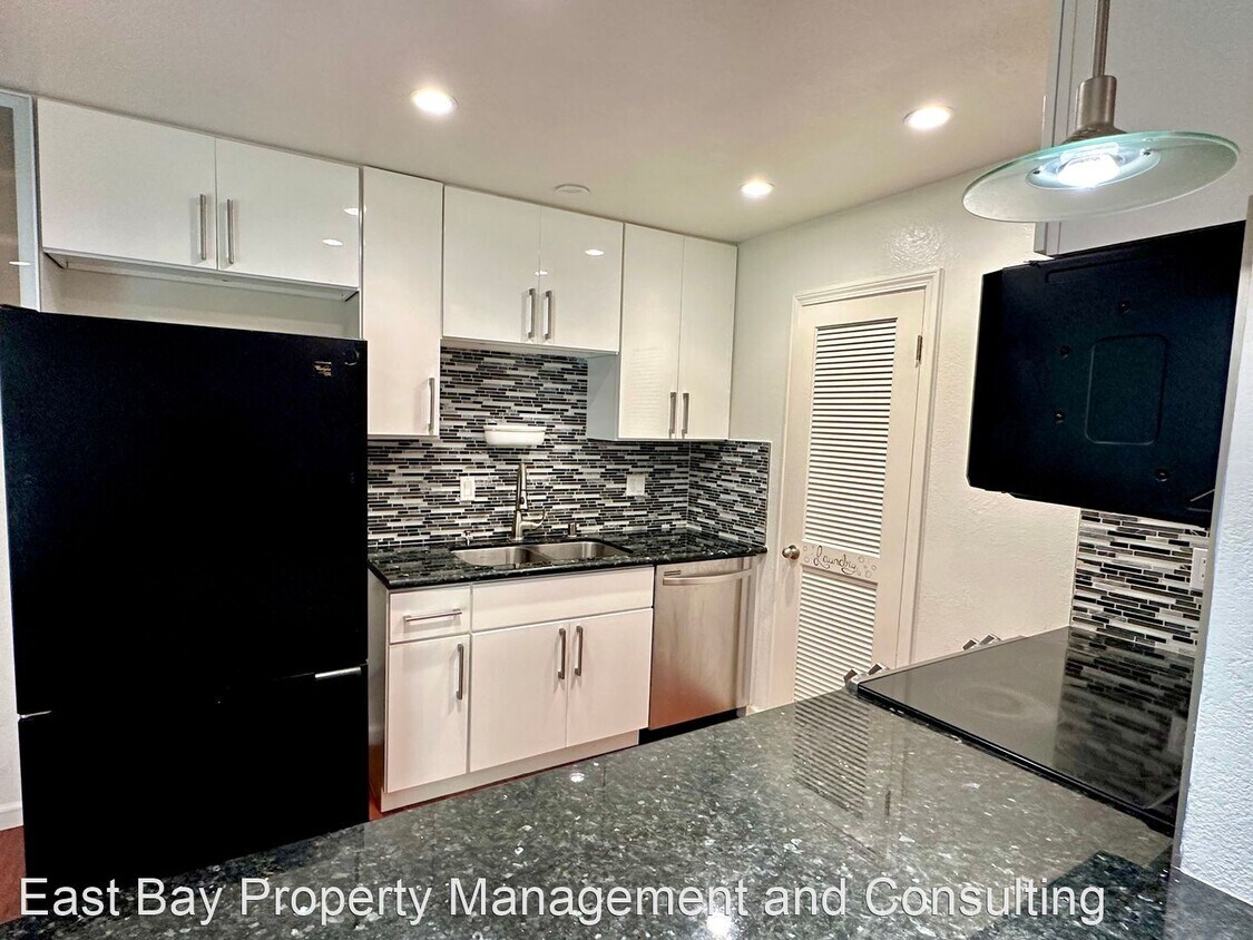 Foto principal - 2 br, 2 bath House - 3451 Pennsylvania Cmn.