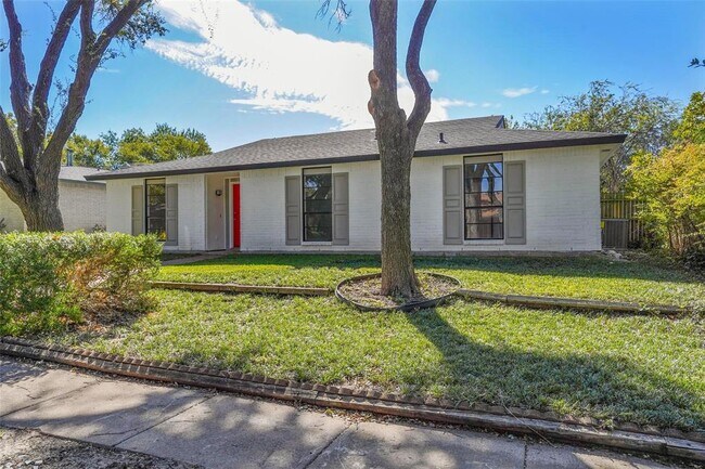Building Photo - 3426 Janwood Ln