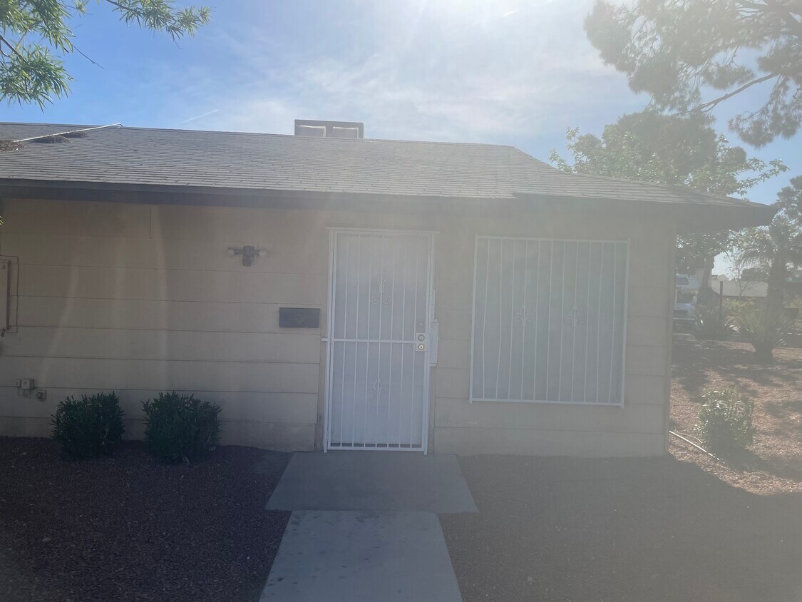 3980 Palos Verdes St, Las Vegas, NV 89119 Townhome Rentals in Las Vegas NV
