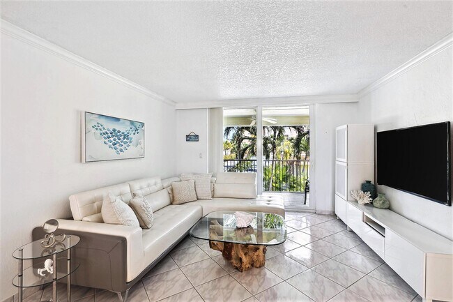 Foto del edificio - 720 E Ocean Ave