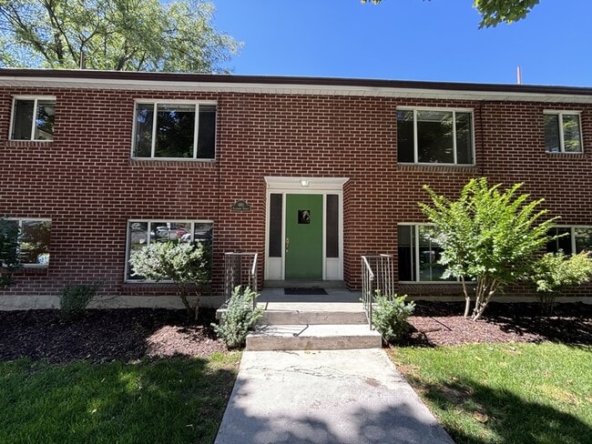 Photo - 680 Elizabeth St Apartment