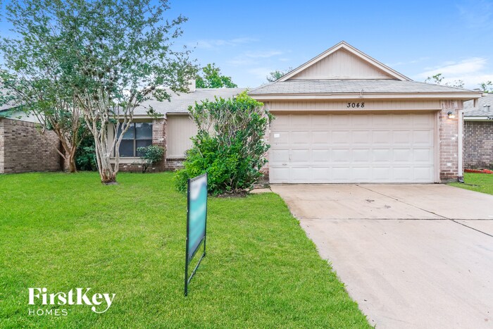 Foto principal - 3048 Walnut Springs Drive