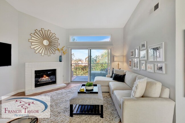 Foto del edificio - Idyllic 2 Bedroom Condo in Carlsbad