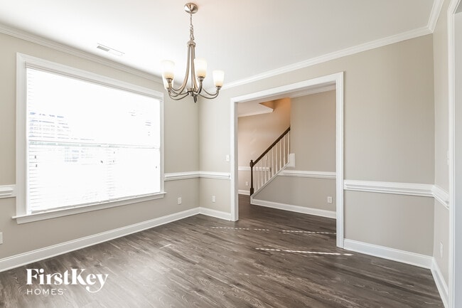 Foto del edificio - 217 Southern Acrs Dr