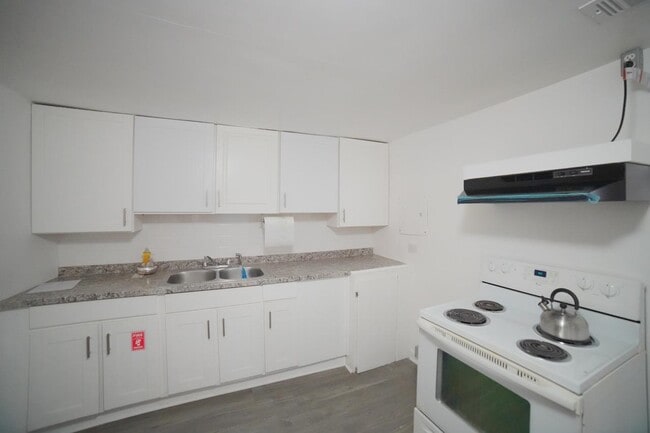 Building Photo - 1228 Alabama St