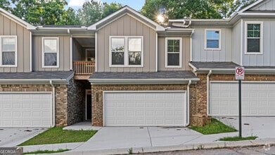 Building Photo - 2574 Mls Cmn Dr