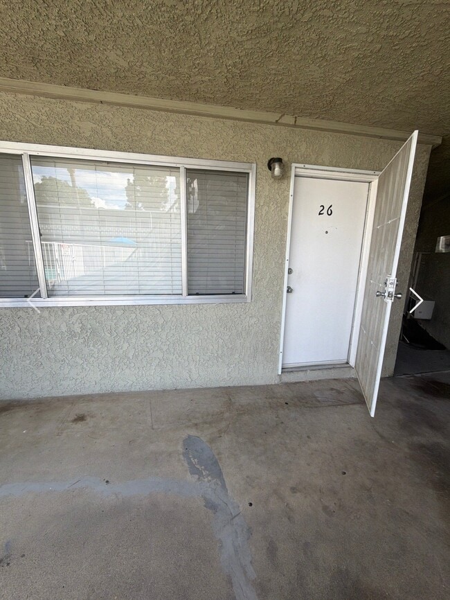 Photo - 444 E Rowland St Apartment