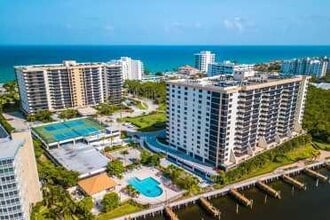 Building Photo - 3420 S Ocean Blvd