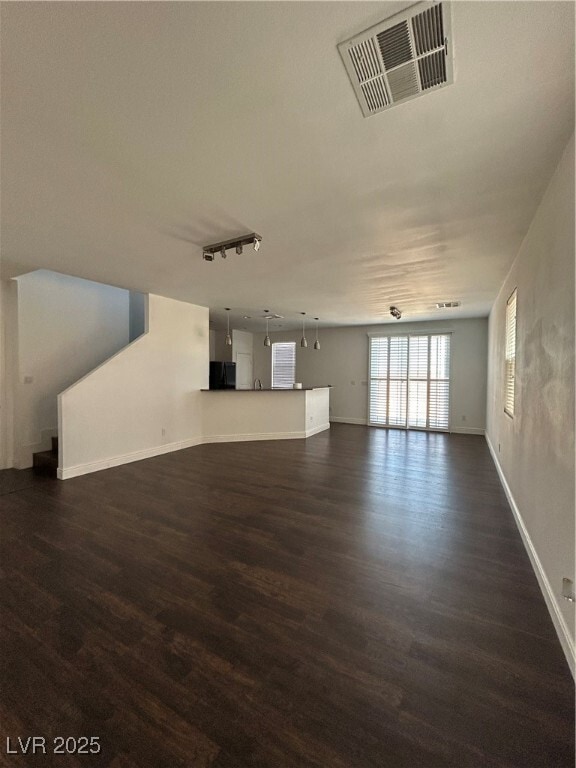 Building Photo - 8620 Blue Ocean St