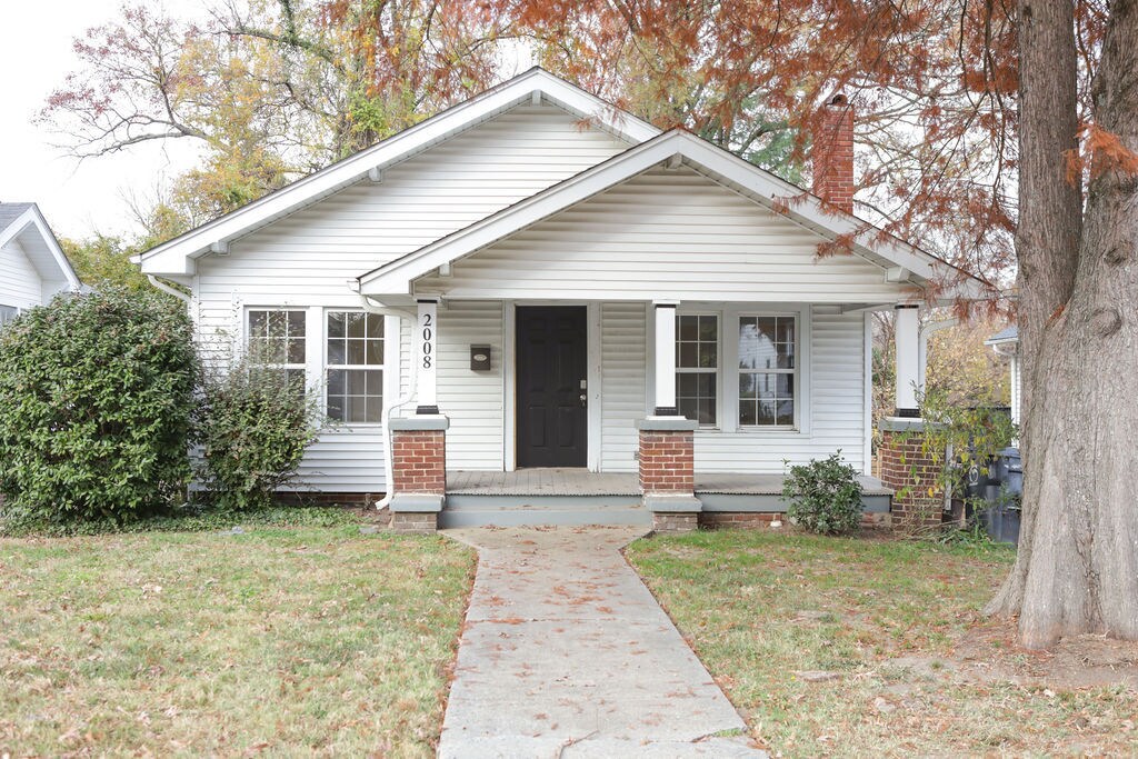 Foto principal - 2008 Walker Ave