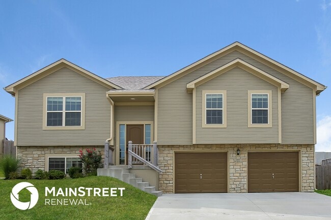 Building Photo - 1401 NW High View Dr