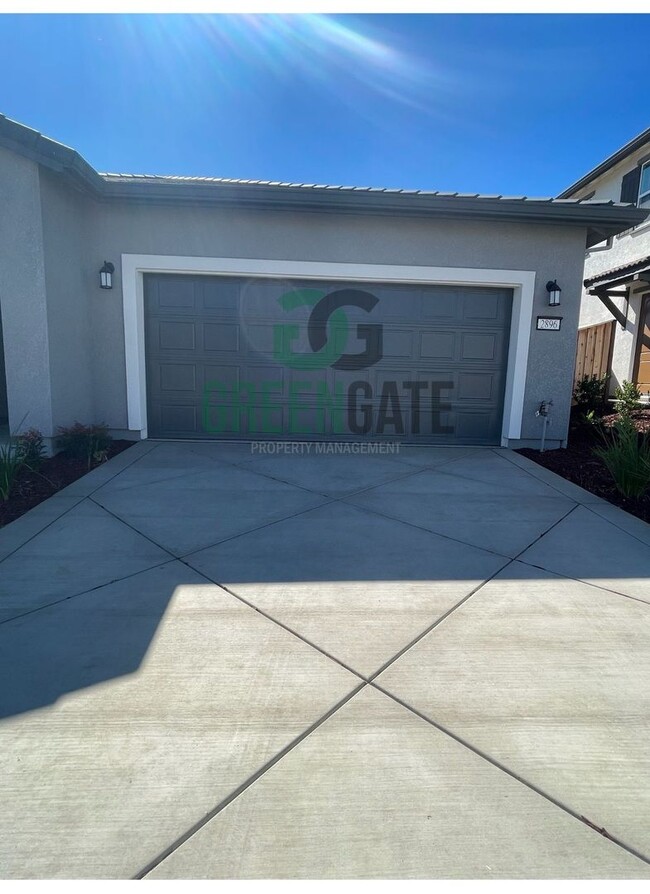 Building Photo - New Build in Tracy Hills!! 4 Bedroom 2.5 Bath AVAILABLE NOW!!