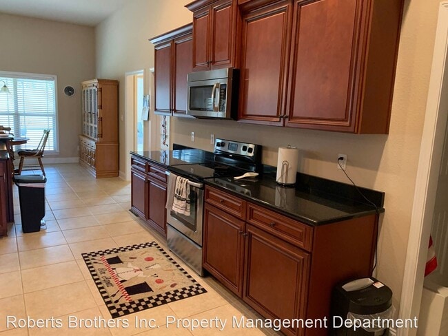 Foto del edificio - 4 br, 3 bath House - 7301 Morse Loop