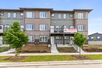 Building Photo - 8051 Orchards Green SW