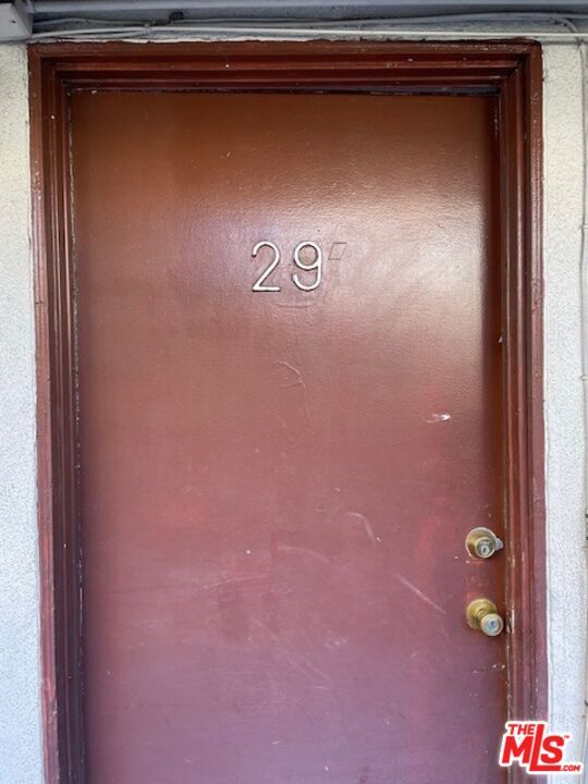 Foto del edificio - 737 S Oxford Ave