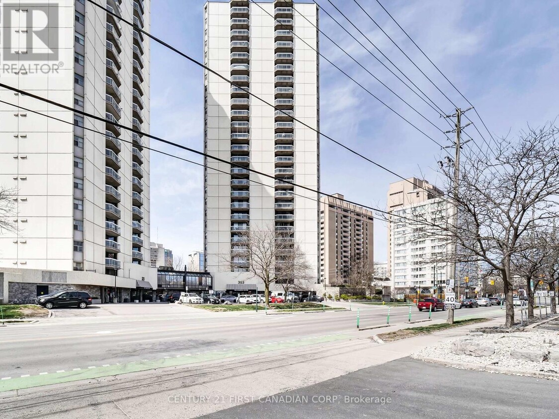 Photo principale - 187-2704 Colborne St