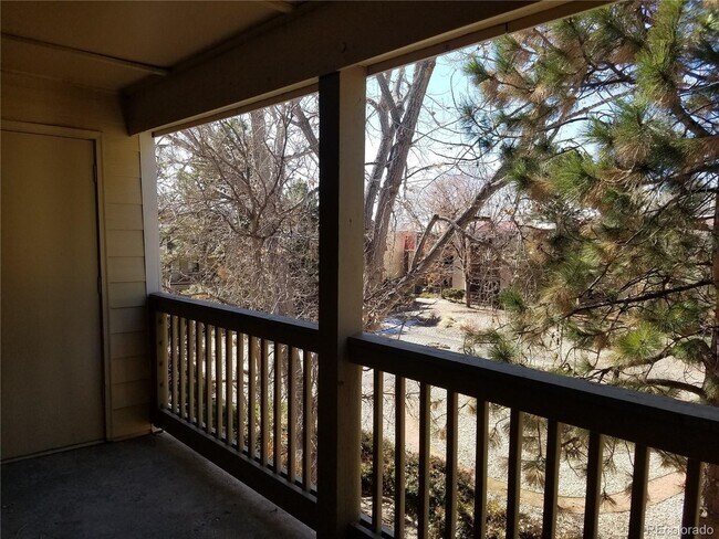 Foto del edificio - 14780 E Kentucky Dr