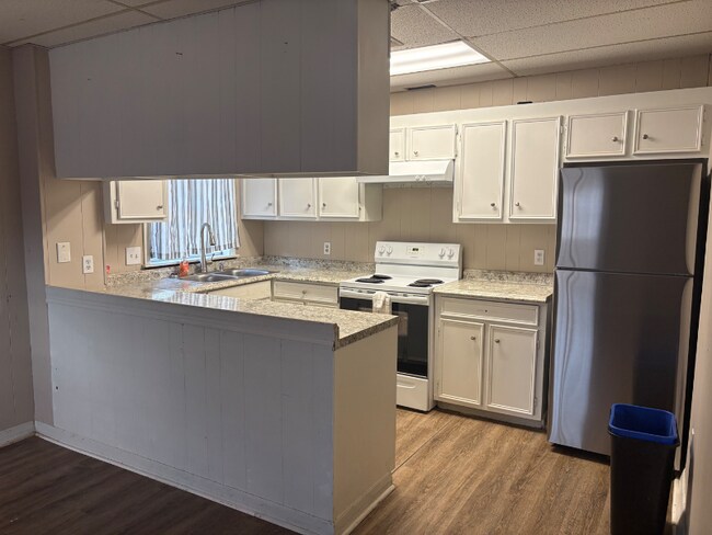 Foto del edificio - 603 Thornhill Dr