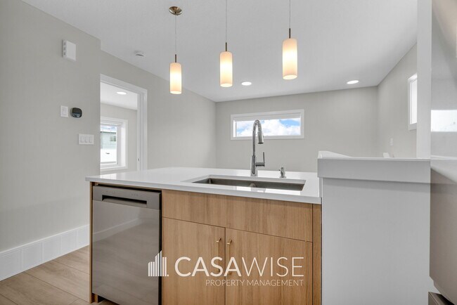 Photo du bâtiment - 1051 Berg Pl