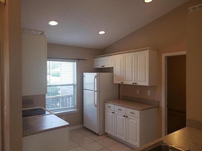 Building Photo - 6235 Cedar Ln