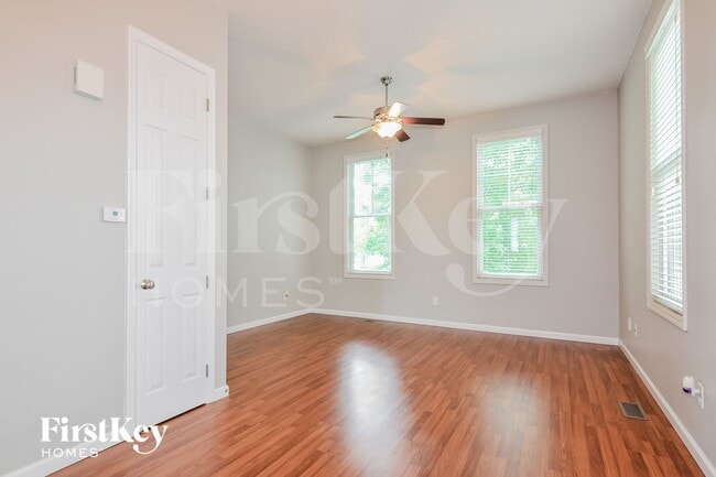 Building Photo - 3455 Hiram St
