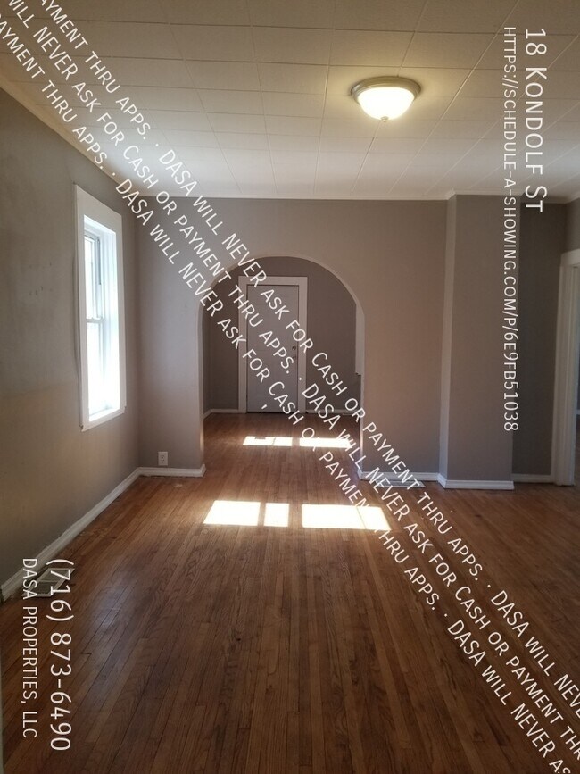 Building Photo - 18 Kondolf House - 4 Bed / 1 Bath