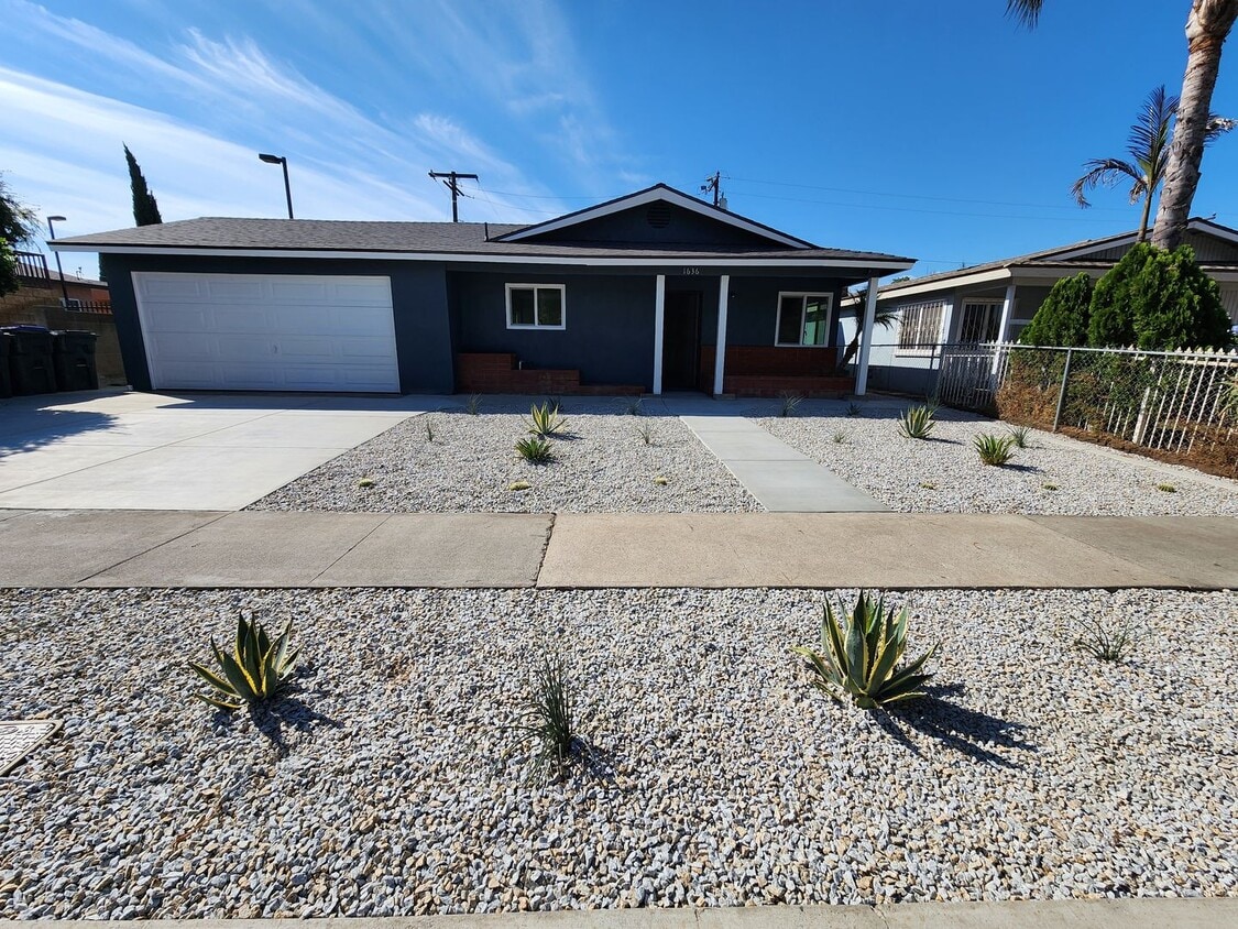 Newly Remodeled 3-Bedroom, 2-Bathroom Home... - Newly Remodeled 3-Bedroom, 2-Bathroom Home...