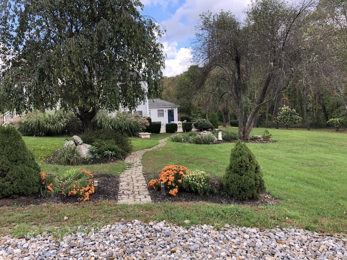 24 Abbeyfield Ln, Brewster, NY 10509 Apartments in Brewster, NY