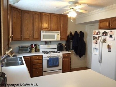 Building Photo - 101 Five Forks Dr