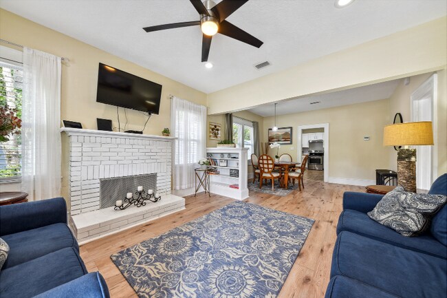 Foto del edificio - 517 W 18th St