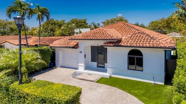 Foto del edificio - 1543 Bird Rd