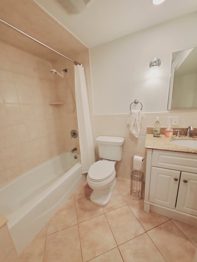 Foto del edificio - 74 Coventry Rd